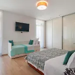 Front In Tatil Evi