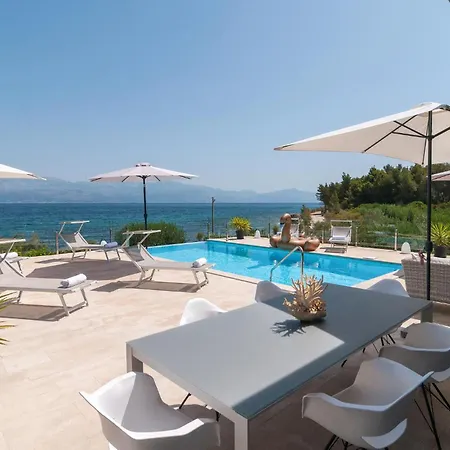 Casa vacanze Luxurious In Sutivan