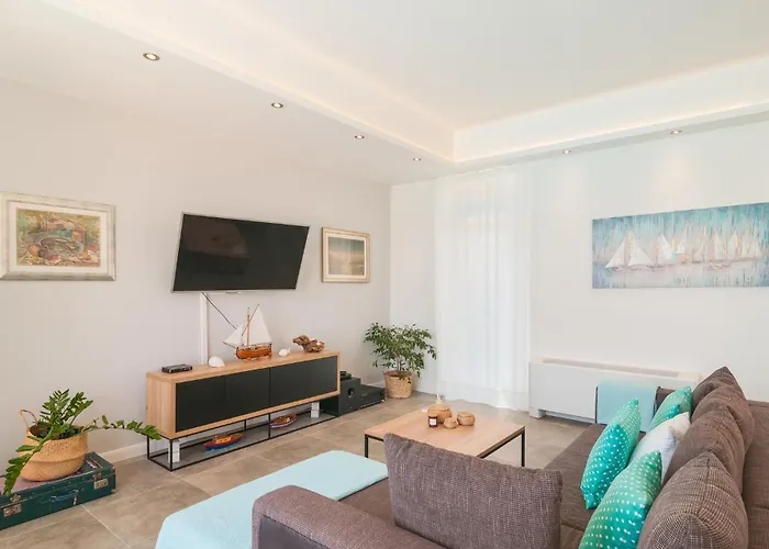 Front In Vikendica *